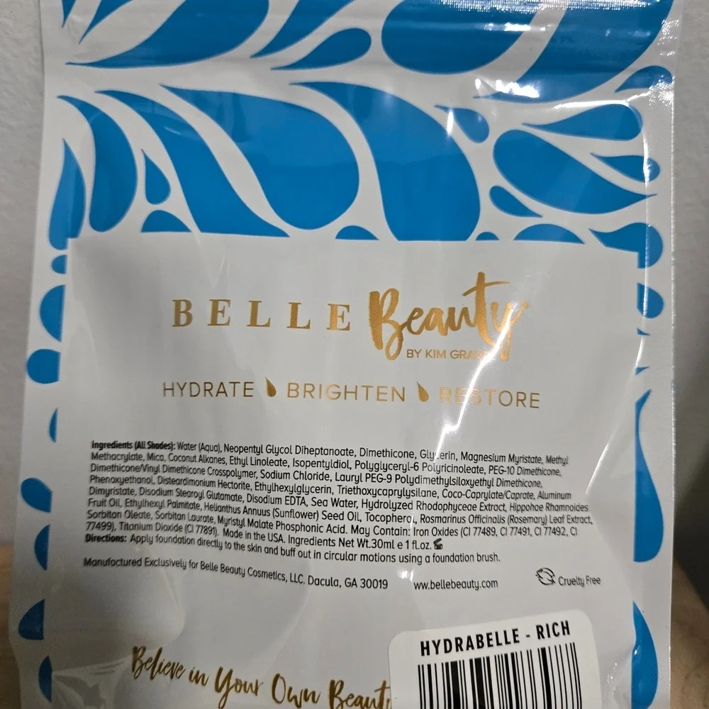 Color: Rich. Belle by Kim Gravel Hydrabelle Full-Coverage Foundation
